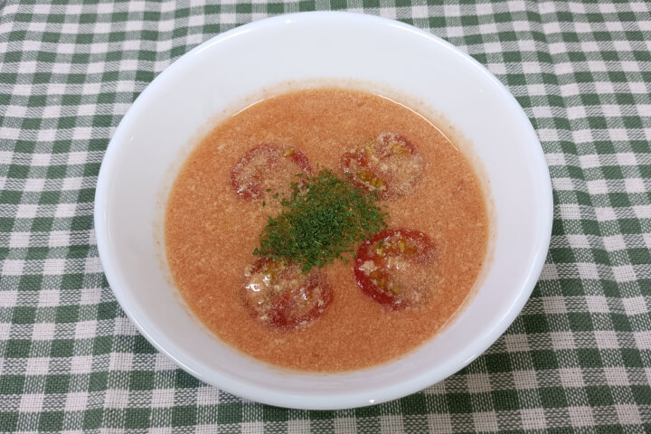 お手軽トマト豆乳味噌汁